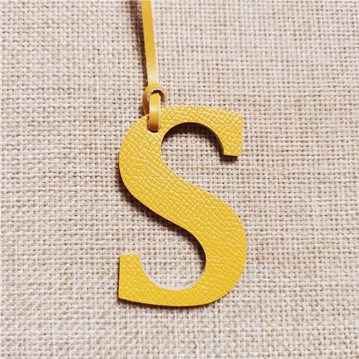 English Letter O P Q R S T Alp - đánh giá và giá Monogram Keychain Leather