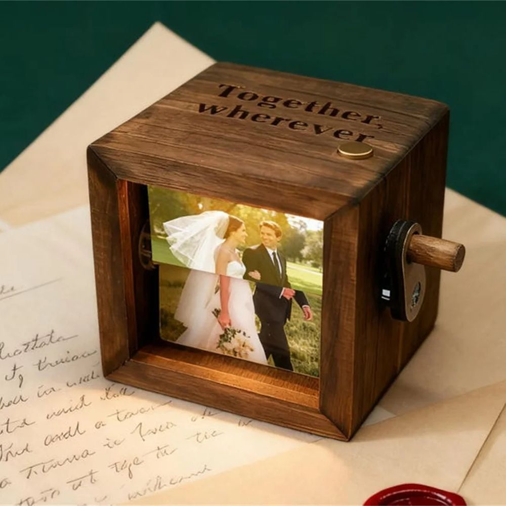 Custom Flipbook Photo Frame Pe - đánh giá và giá Engraved Wood Frame
