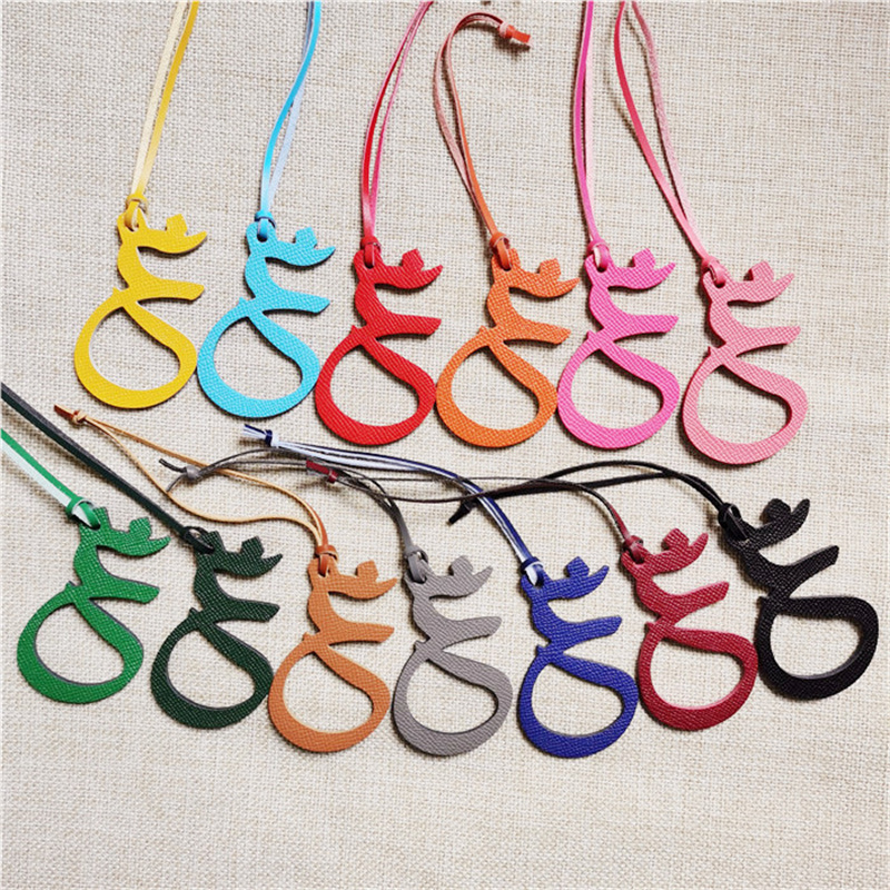 Natural Leather Keychain with  - đánh giá và giá Monogram Keychain Leather
