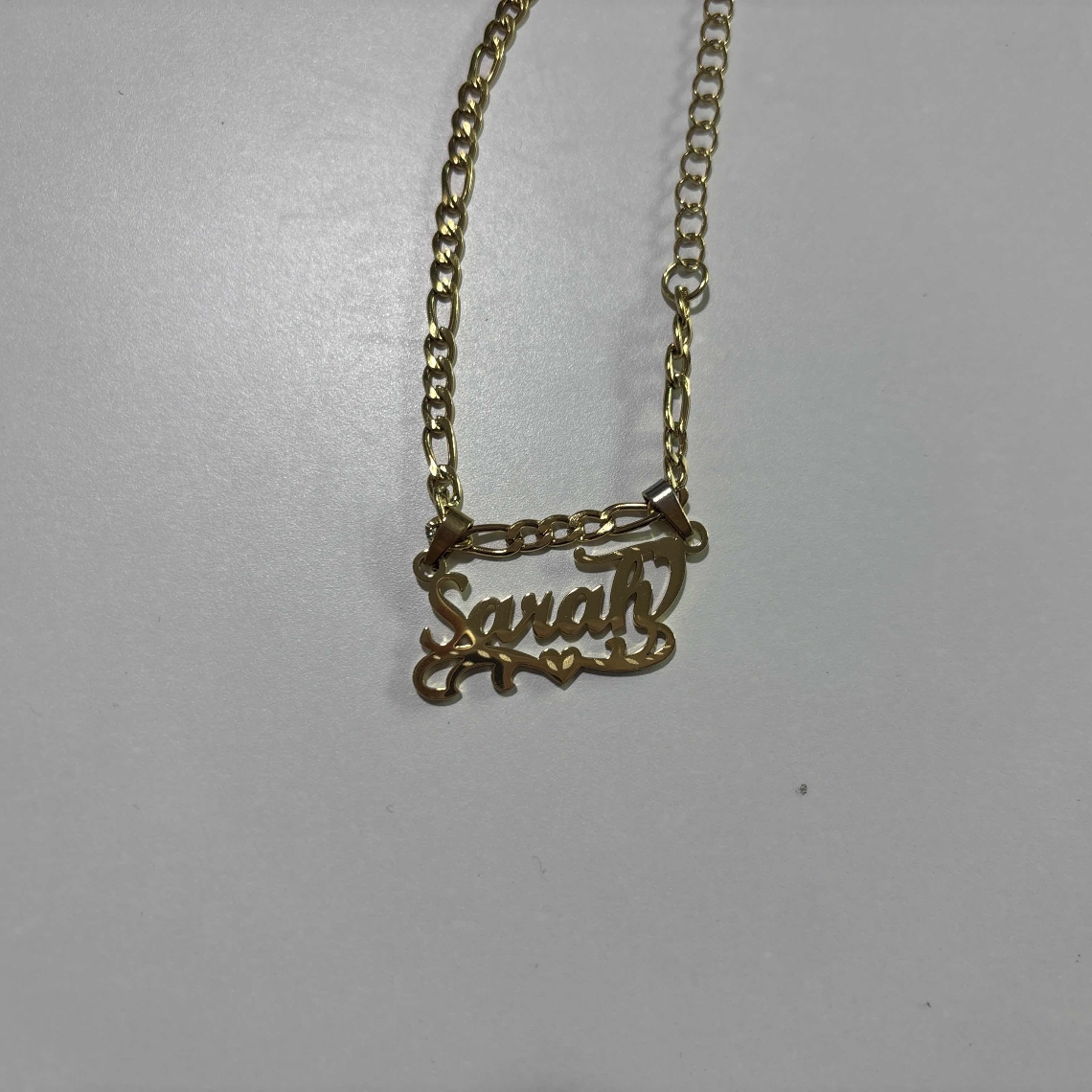 Custom Figaro Chain Heart Name - đánh giá và giá Name Necklace Custom